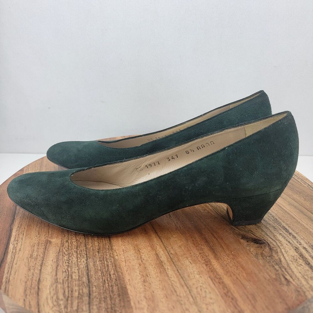 Salvatore Ferragamo W 8.5 AAAA NARROW Green Snella Suede Italy Pump Heels